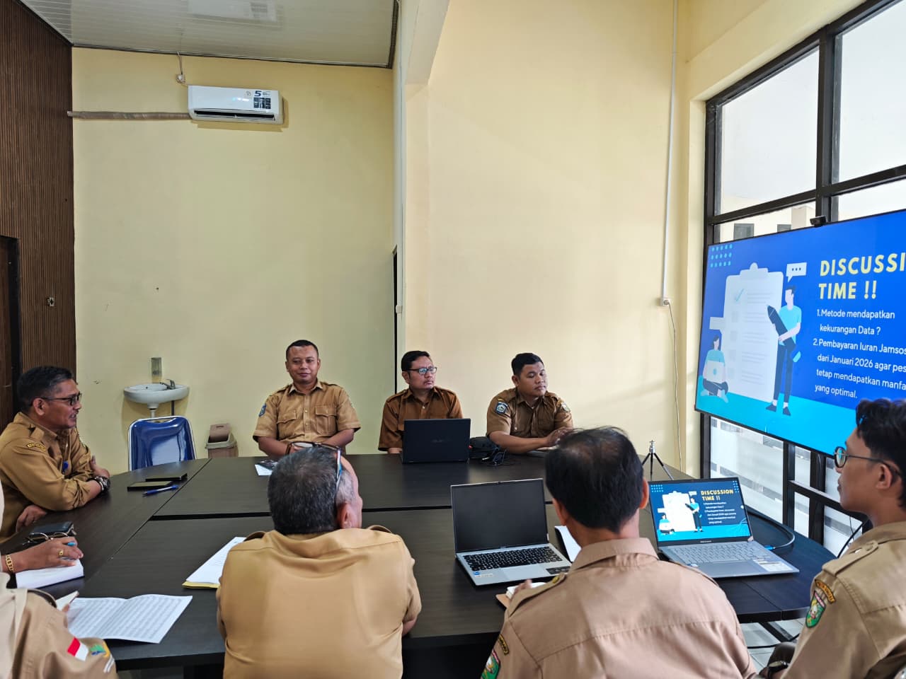 Rapat Tim Verifikasi