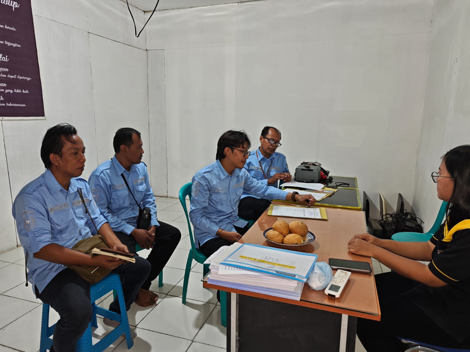 Monitoring Syarat Kerja Perusahaan di Kec UI dan Moyo Hulu oleh Bidang Hubungan Industrial