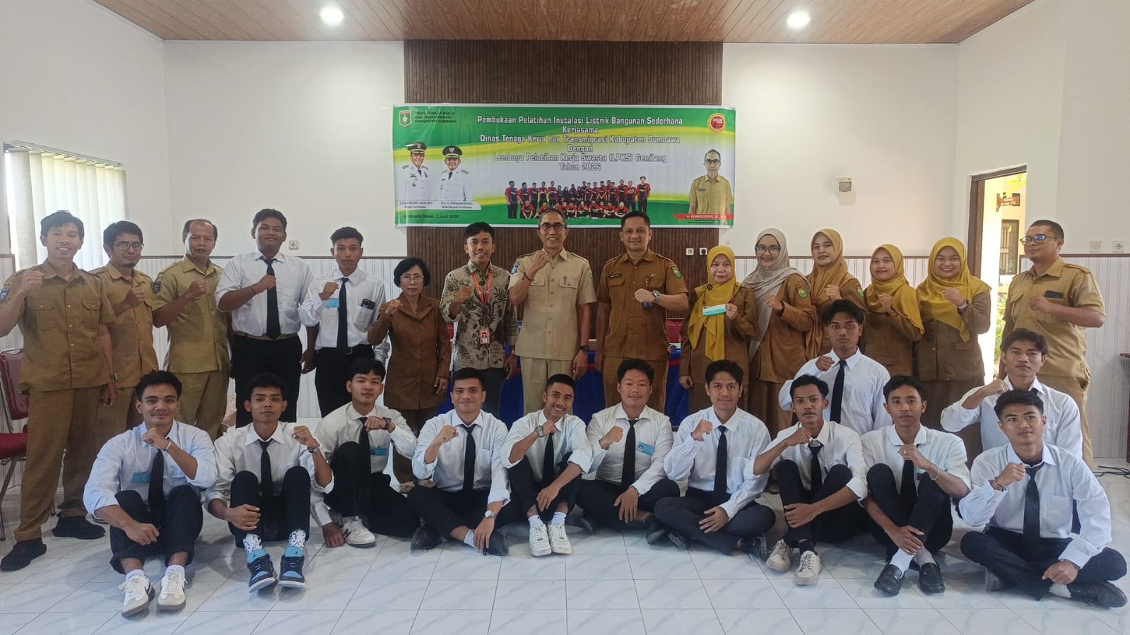 Kerjasama Disnaker dengan LPKS Gemilang Pelatihan Instalasi Listrik