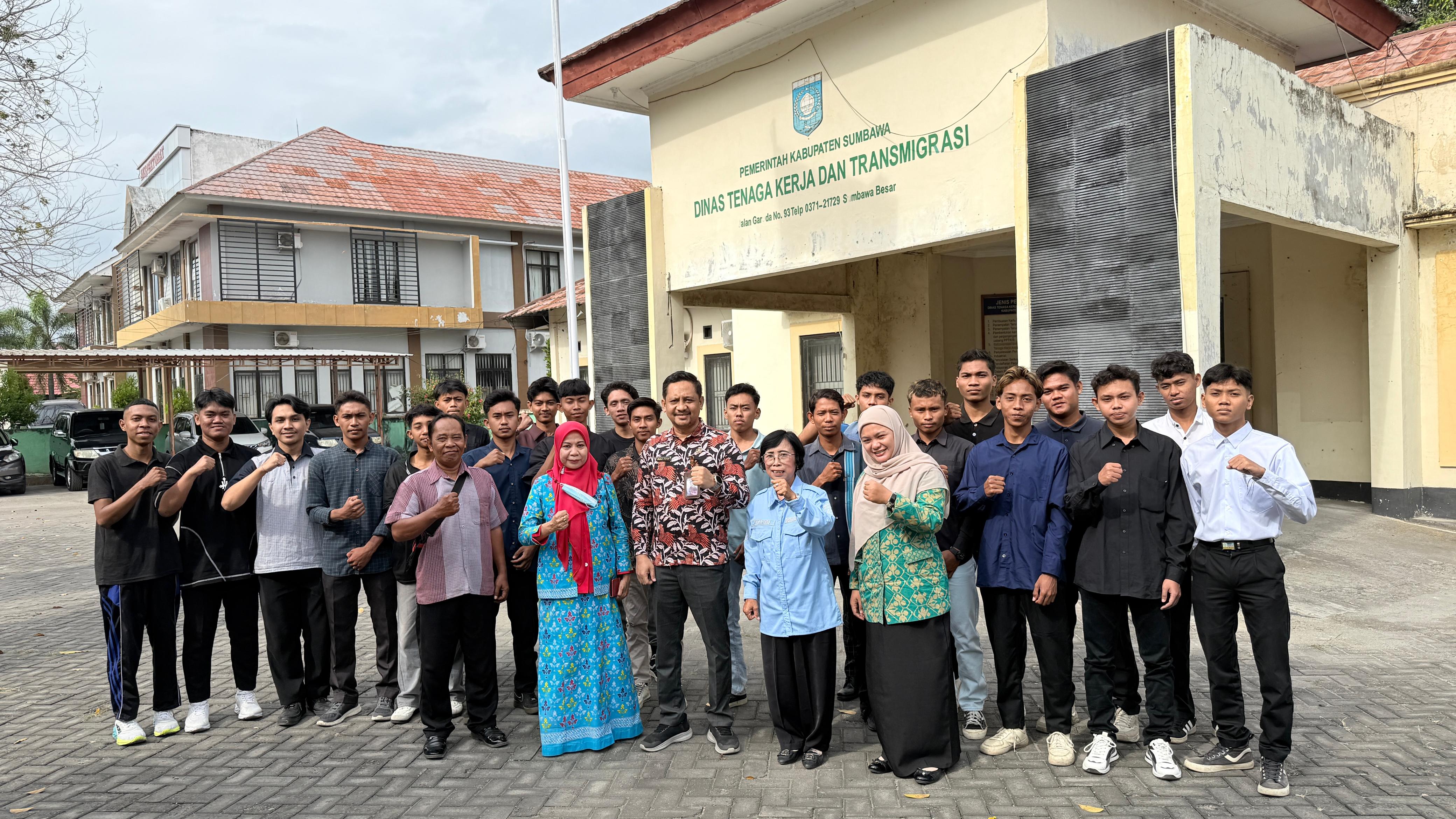 kegiatan hari ini Pembekalan persiapan tes seleksi calon peserta Program Latih Kerja Industri ( PLKI ) Bridging PT Panasonic Manufacturing Indonesia