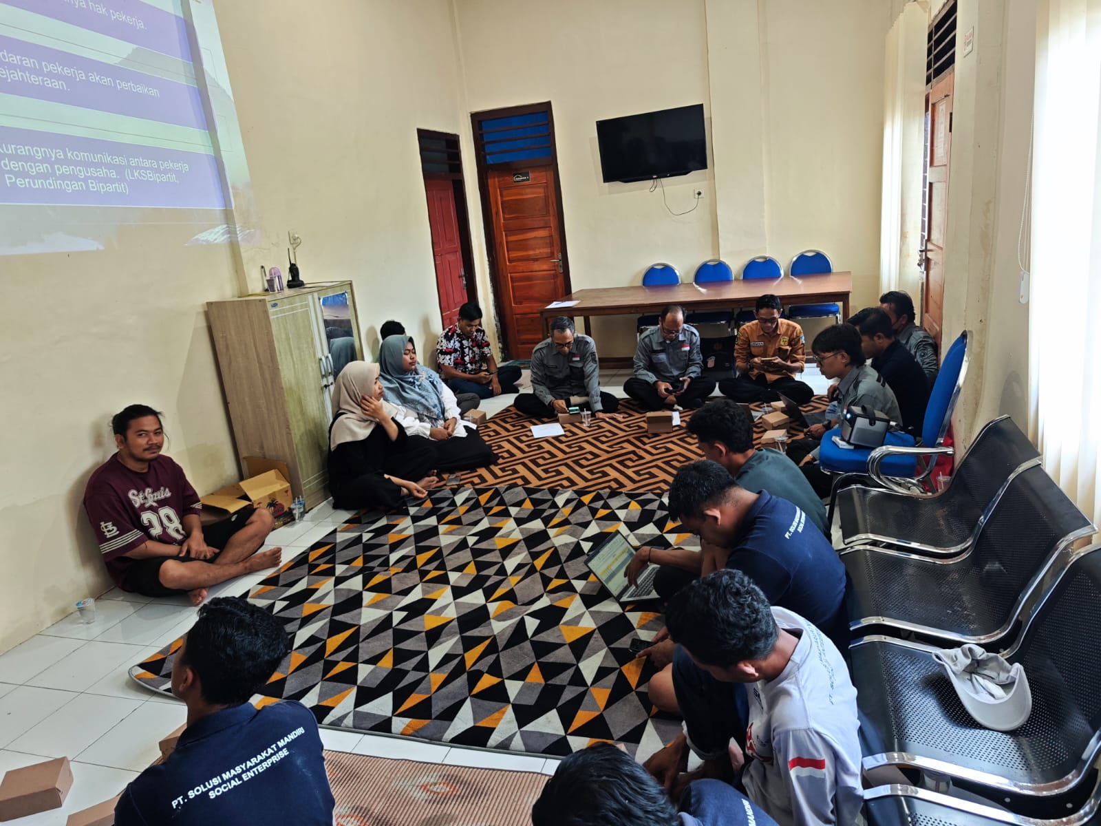 Sosialisasi UU Ketenagakerjaan di PT Solusi Masyarakat Mandiri, Utan