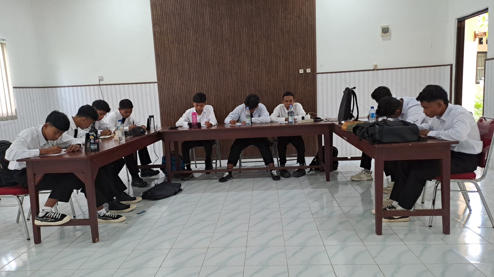 Orientasi Online 10 peserta lulus PLKI BRIDGING  bersama Tim dr PT  Panasonic  yg di koordinir oleh HRD  Training dan Human Developmen  Bp Fahrorozi 
