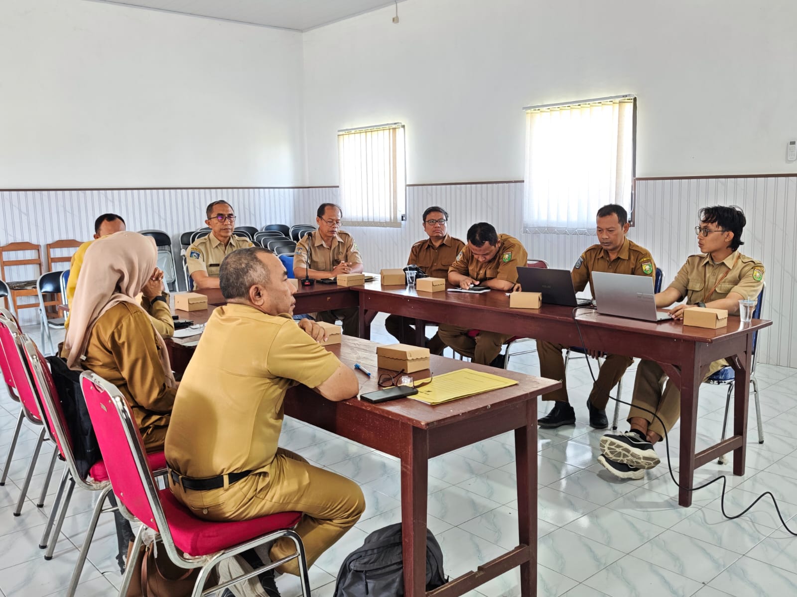 Rapat Tim Verifikasi Penerima Bantuan Iuran Jamsostek