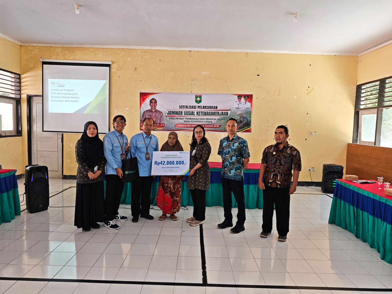 Sosialisasi Manfaat Penerima Bantuan Iuran Jamsostek di Kecamatan Batulanteh