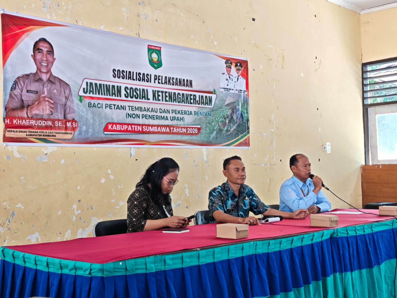 Sosialisasi Manfaat Penerima Bantuan Iuran Jamsostek di Kecamatan Batulanteh